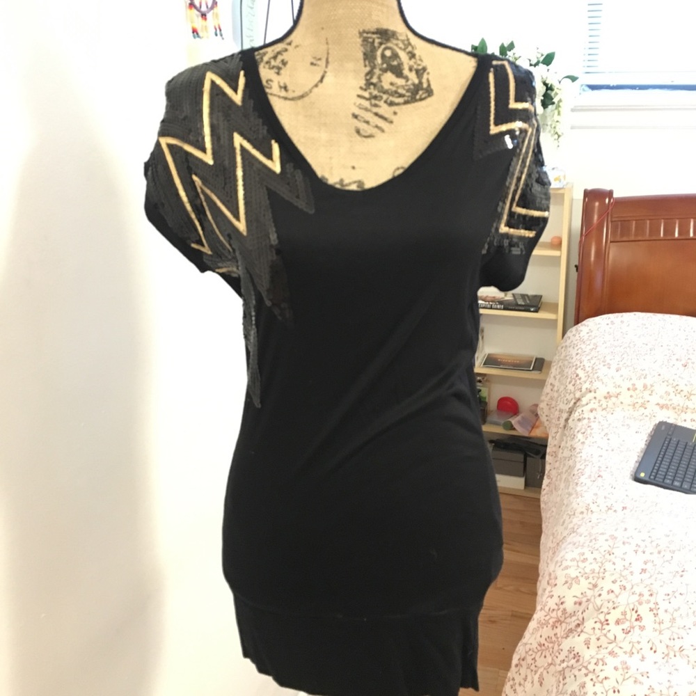 Black Gold sequence thunder shirt